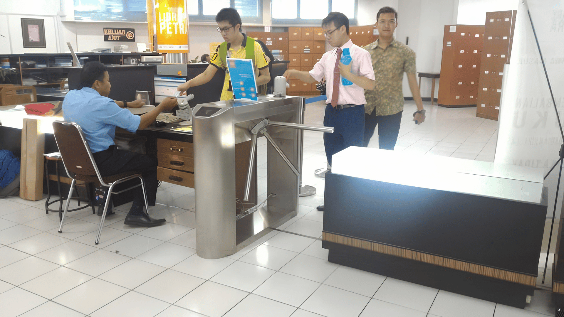 Sistem Perpustakaan 1